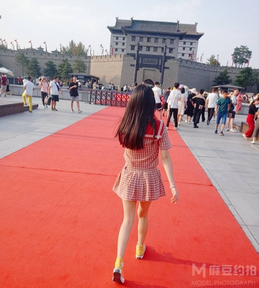 清新模特