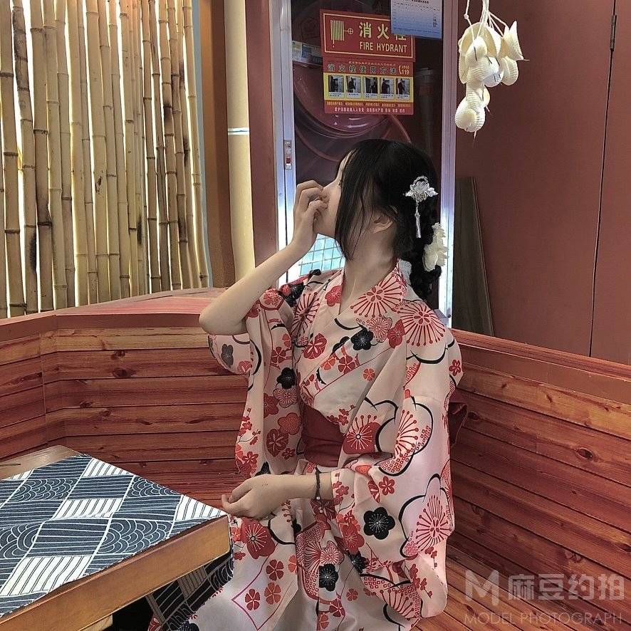 民国模特