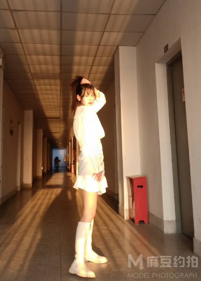 校园模特