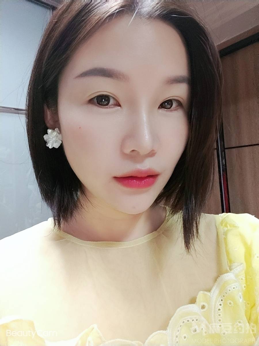 商务模特