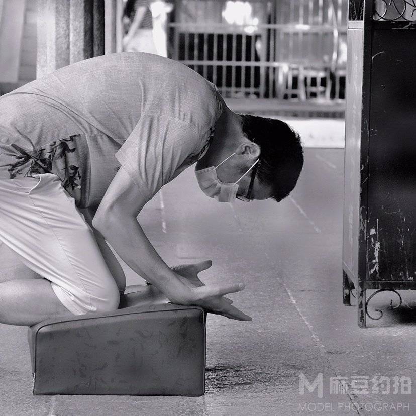 黑白模特