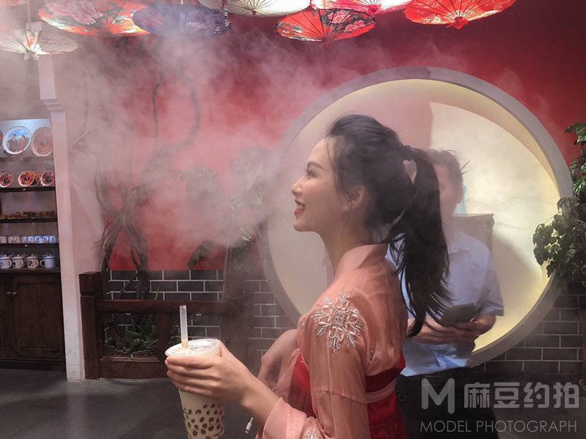 妆容模特