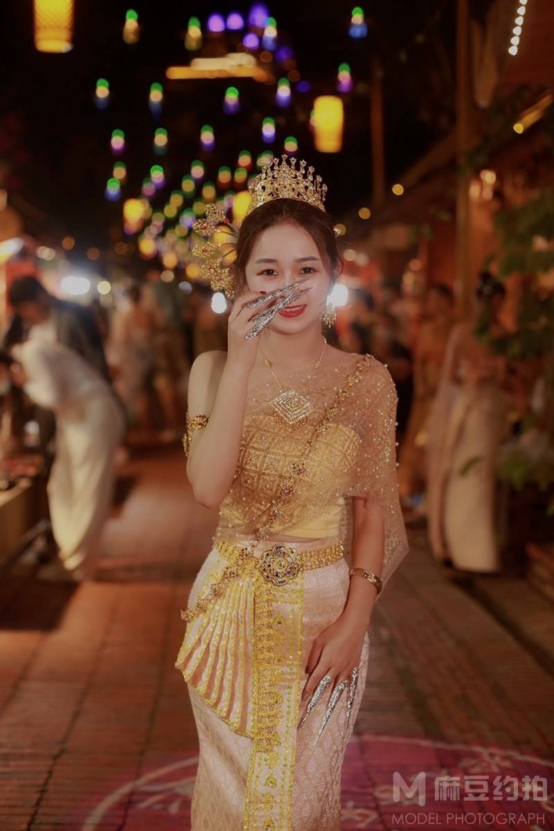 妆容模特
