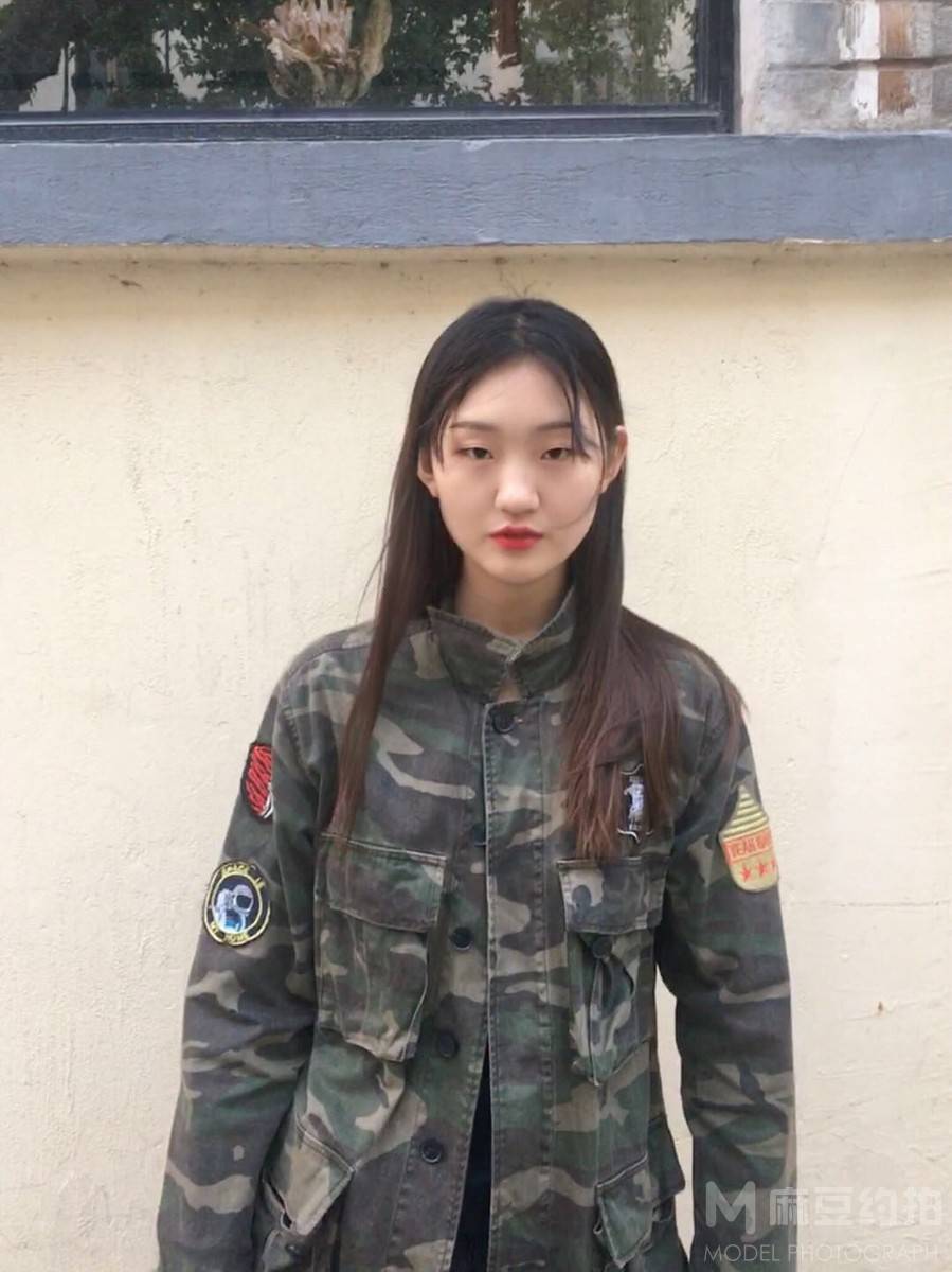 纪实模特