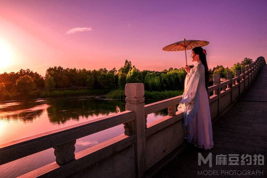 汉服模特