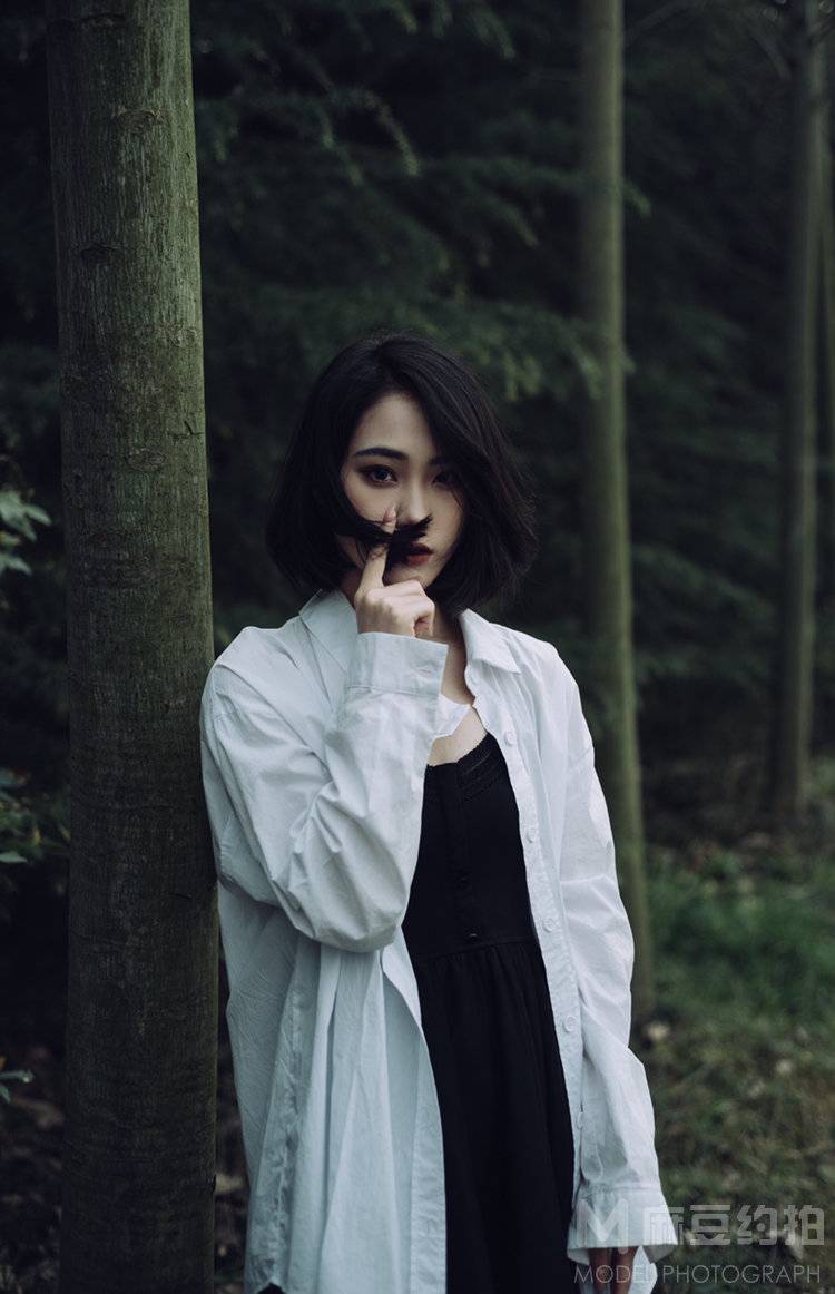 情绪模特