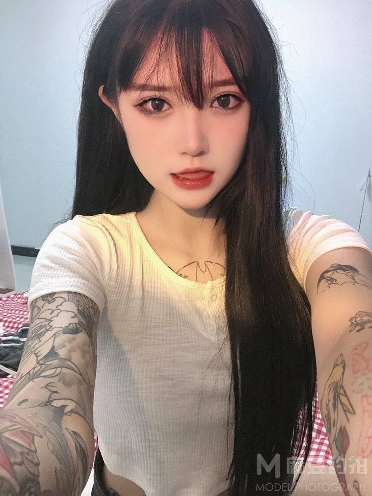 胶片模特