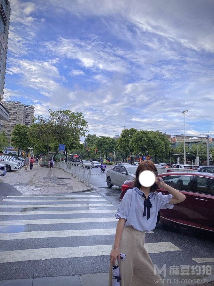 校园模特