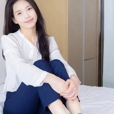 黑白模特
