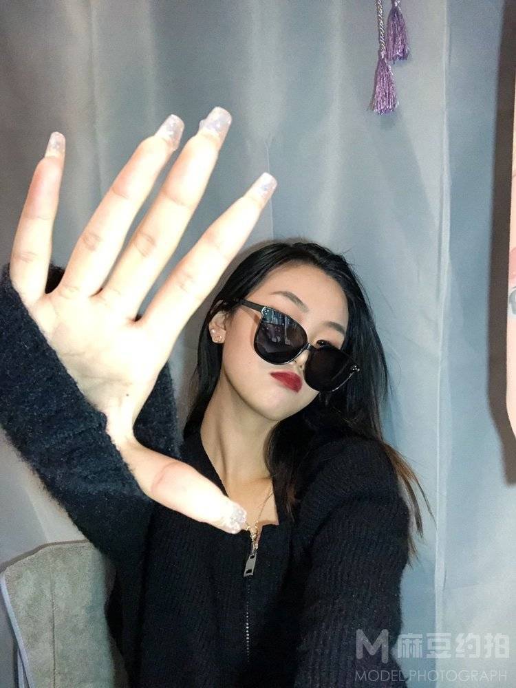 暗黑模特