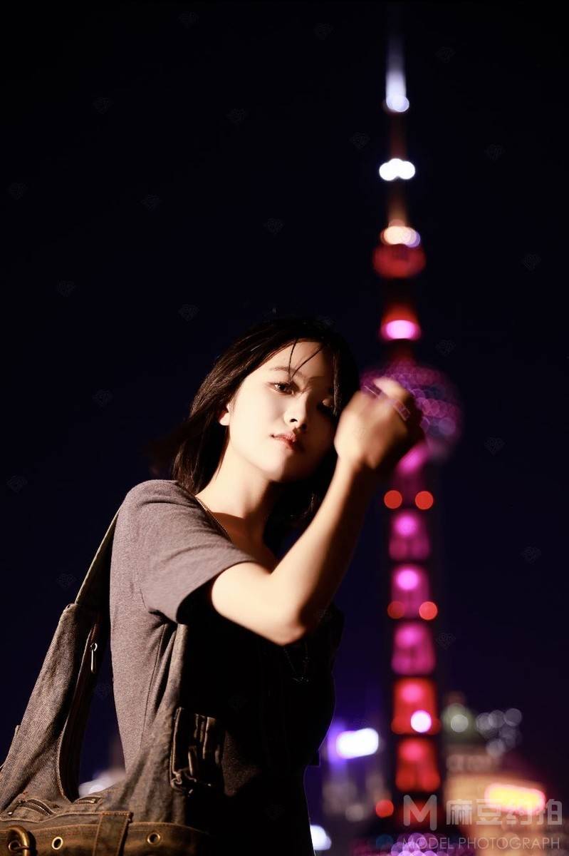 夜景模特