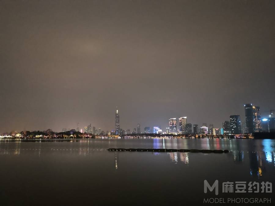 纪实模特