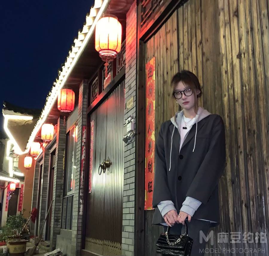 夜景模特