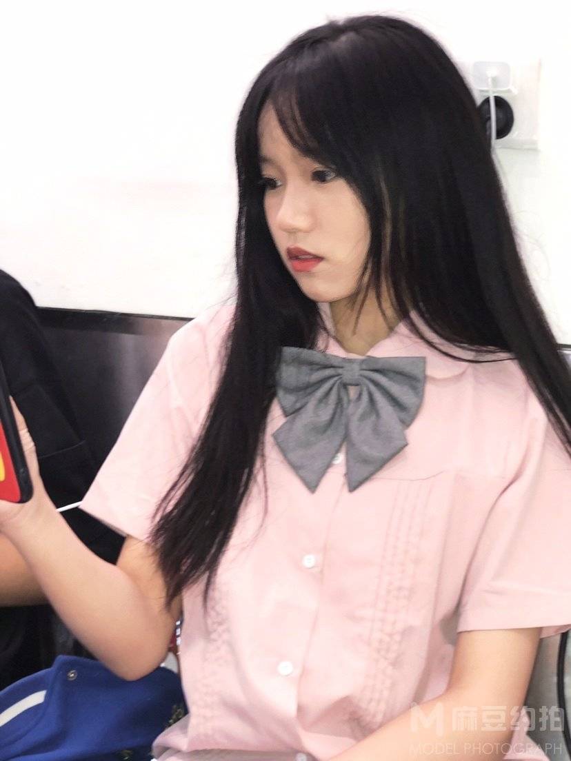 胶片模特
