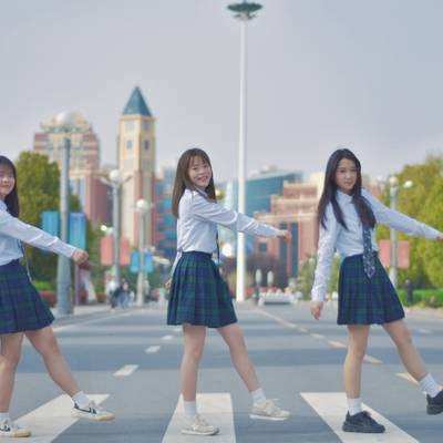 校园模特