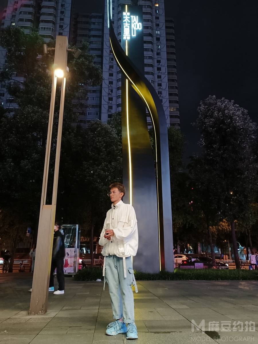 清新模特