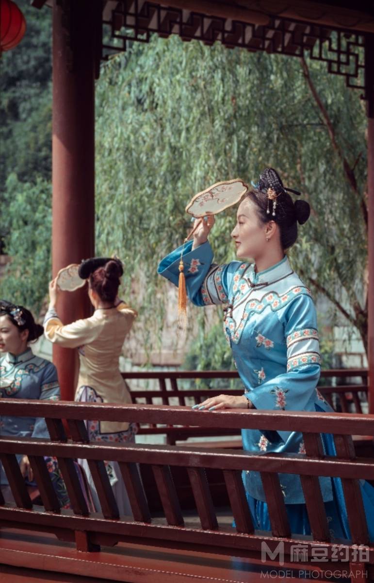 妆容模特