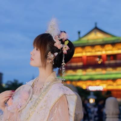 汉服模特