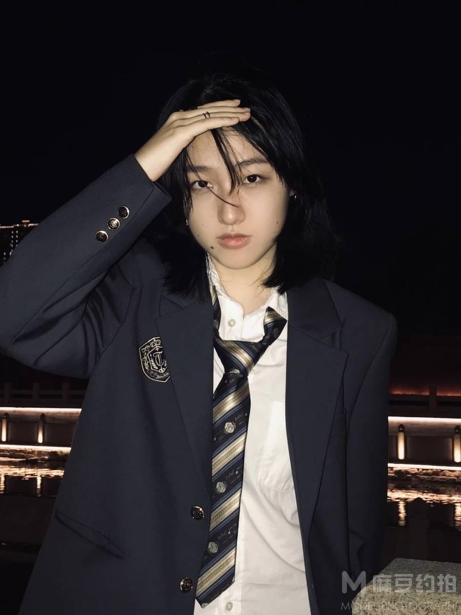 宝丽来模特