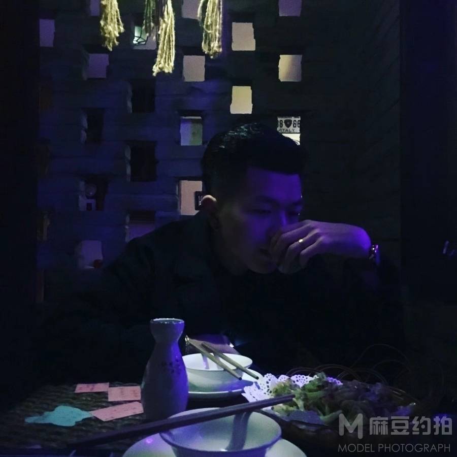 暗黑模特