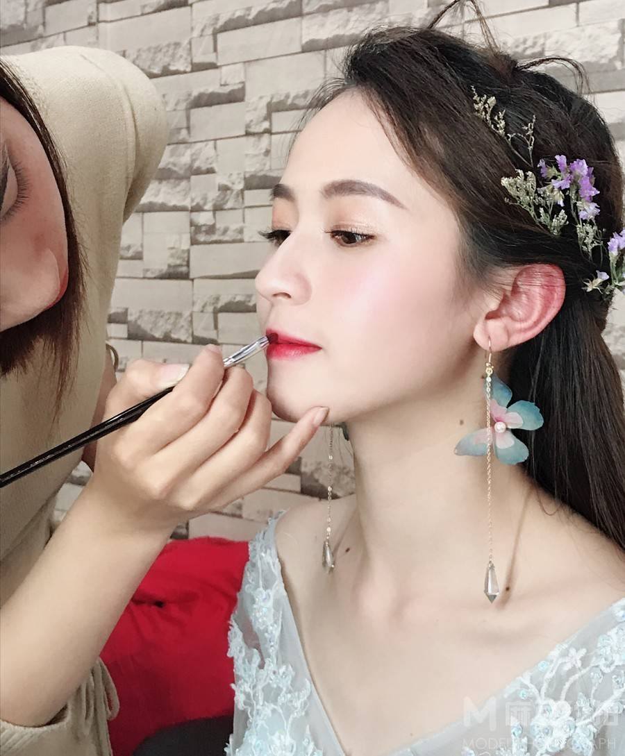校园模特