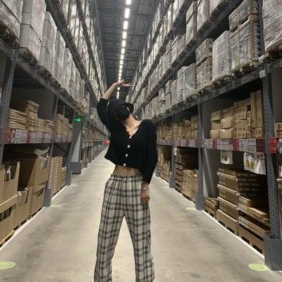 黑白模特