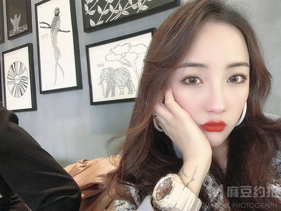 妆容模特
