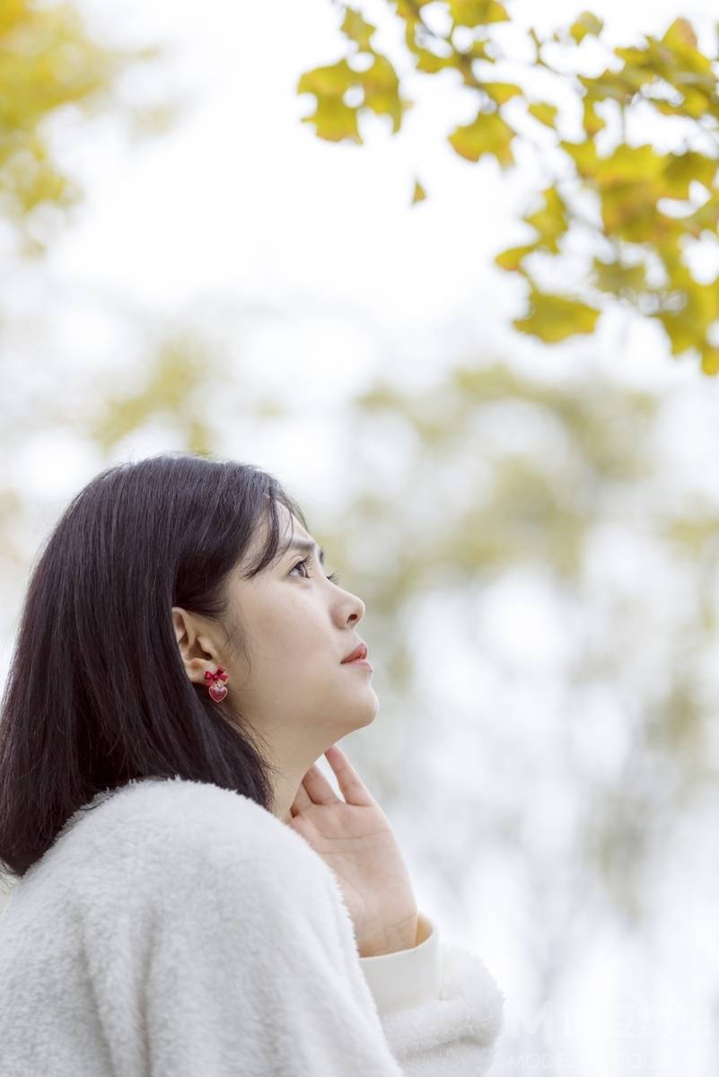 清新模特