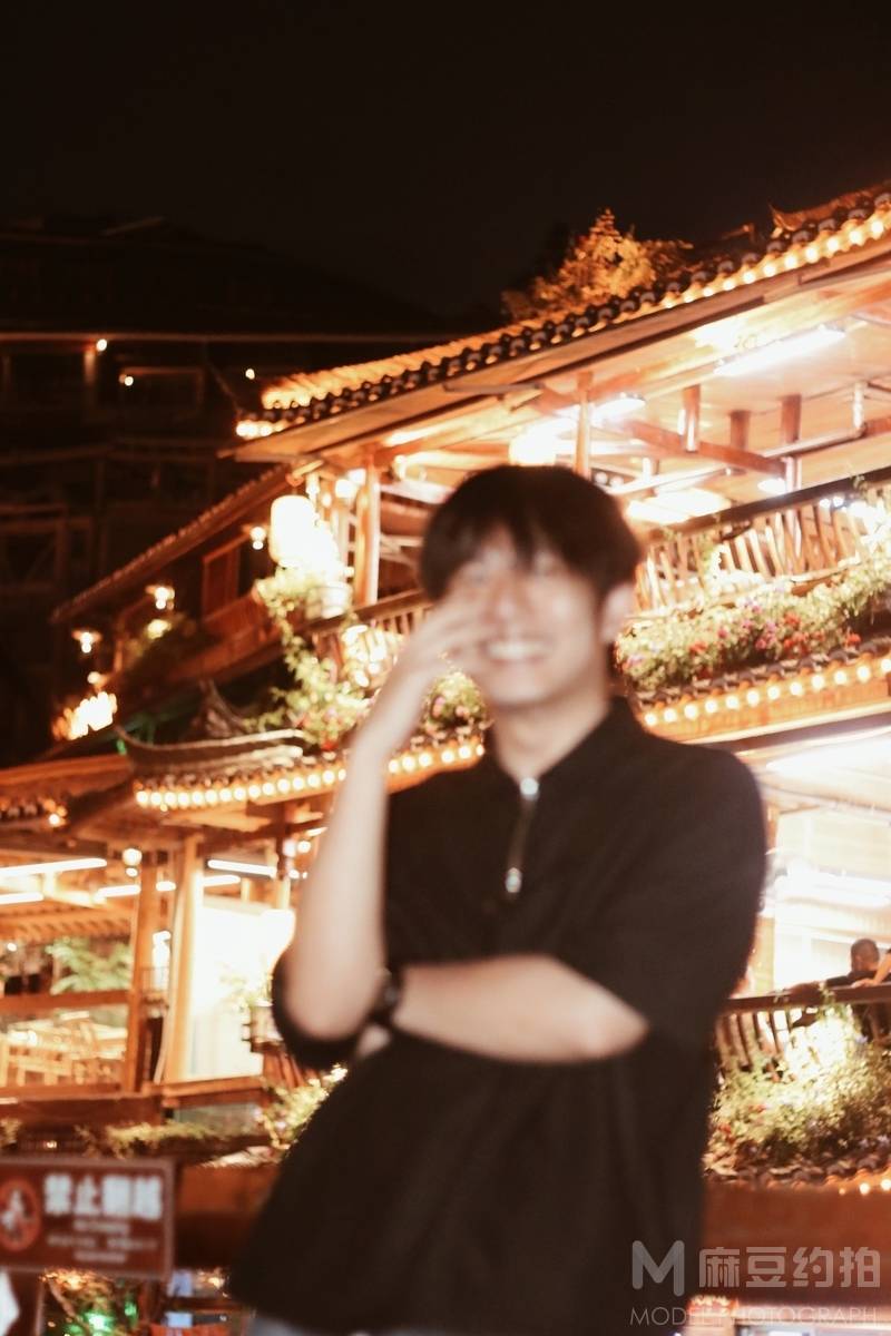 胶片模特