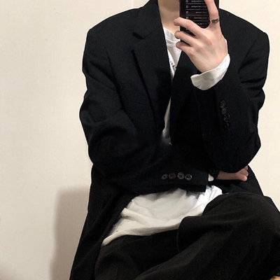 黑白模特