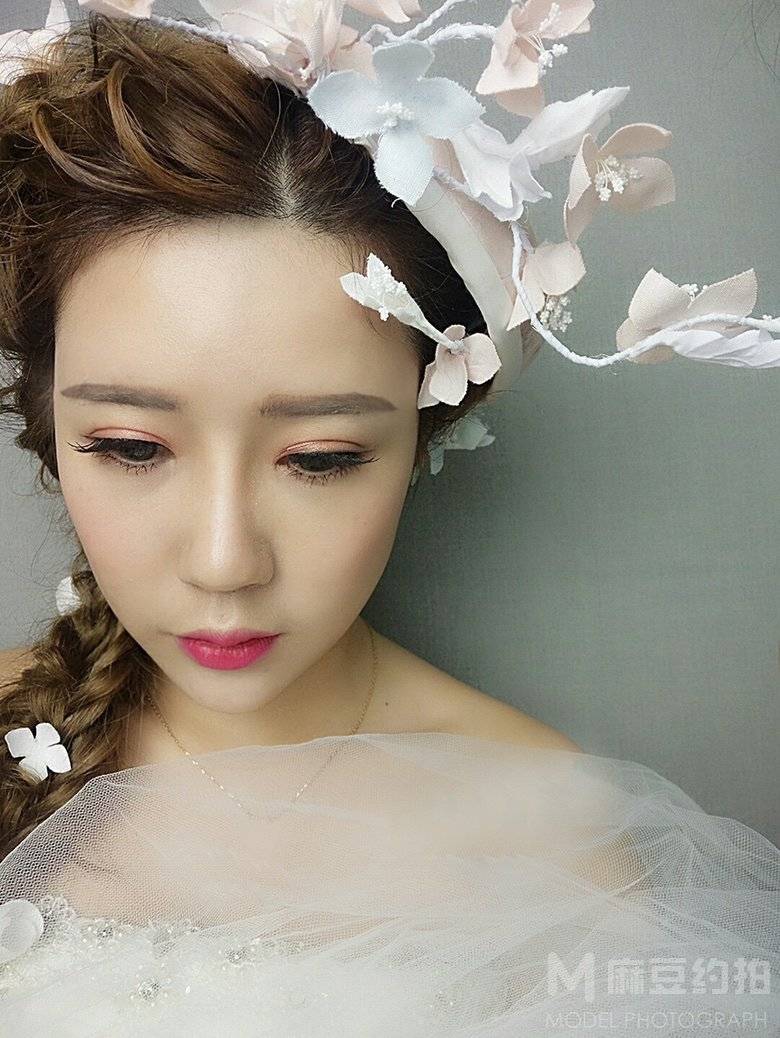 妆容模特