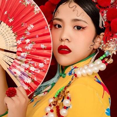 情绪模特