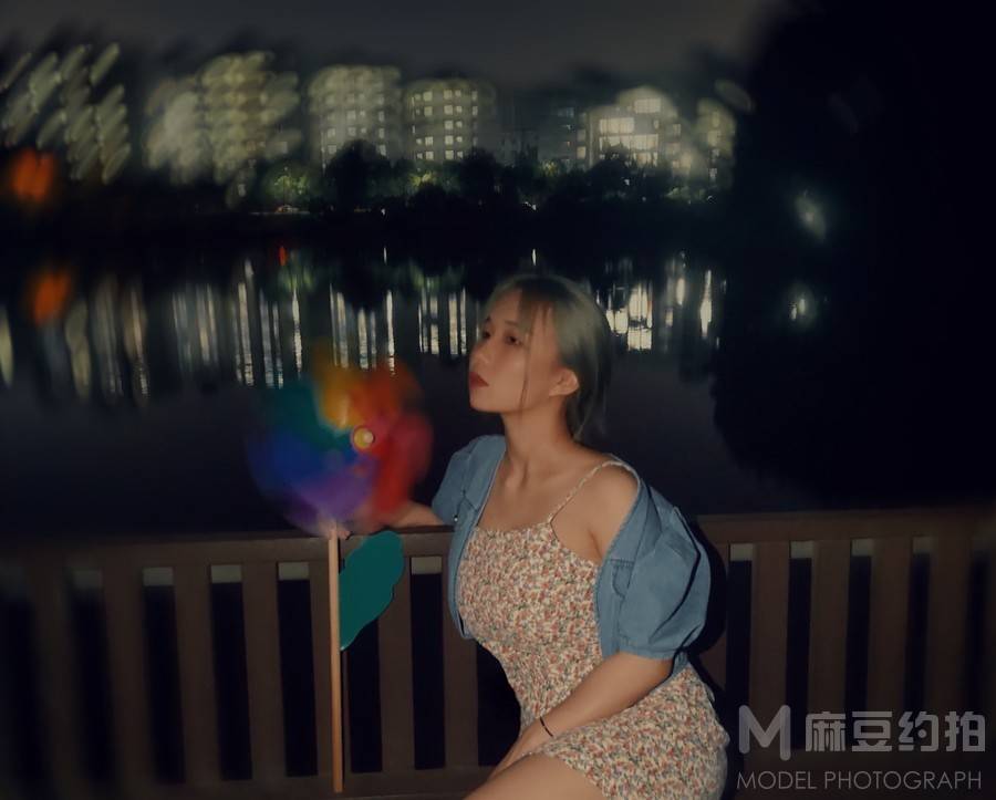纪实模特