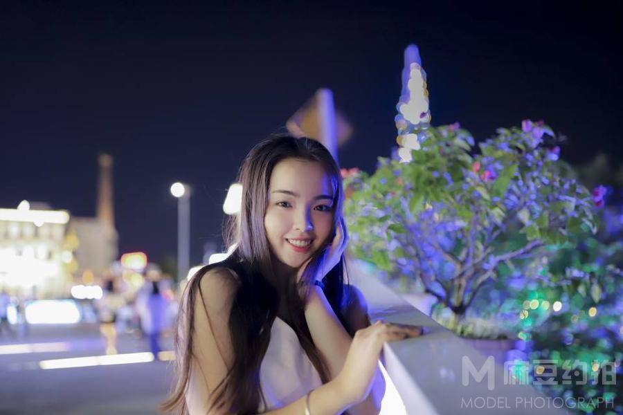 夜景模特