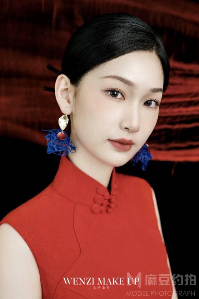 妆容模特