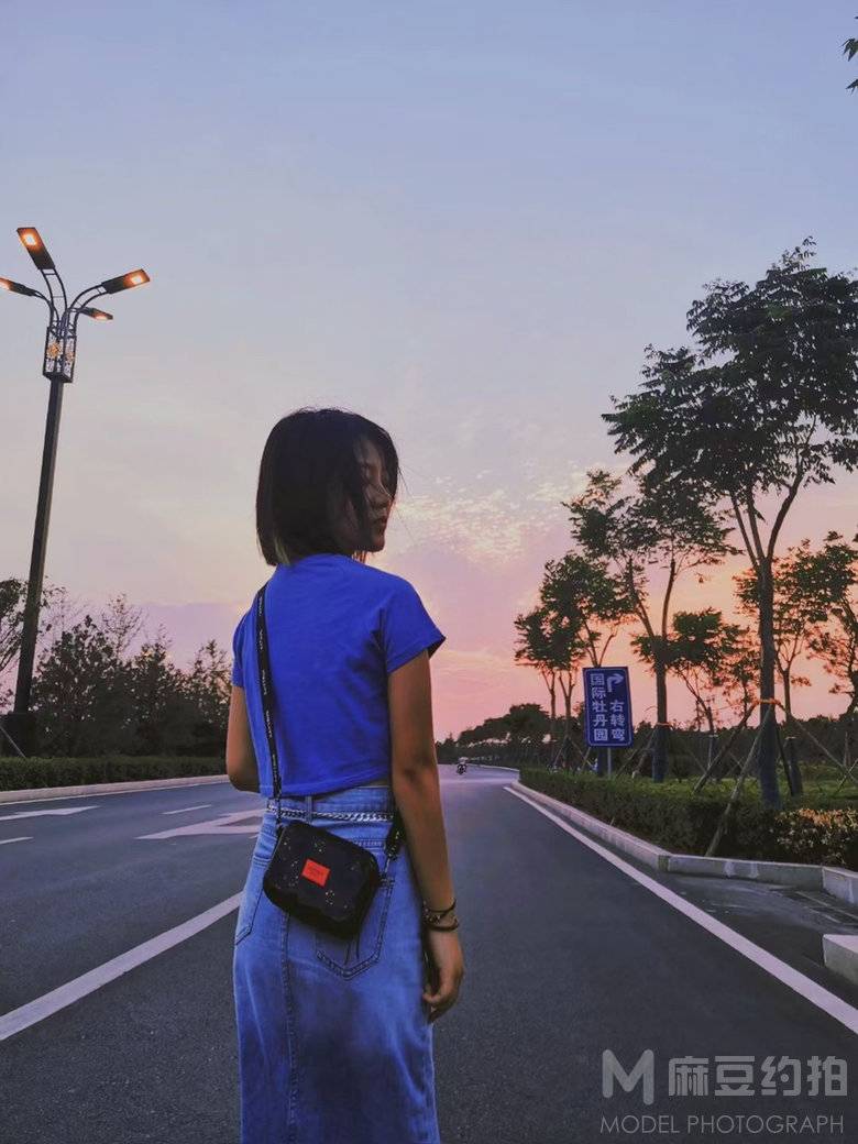 夜景模特