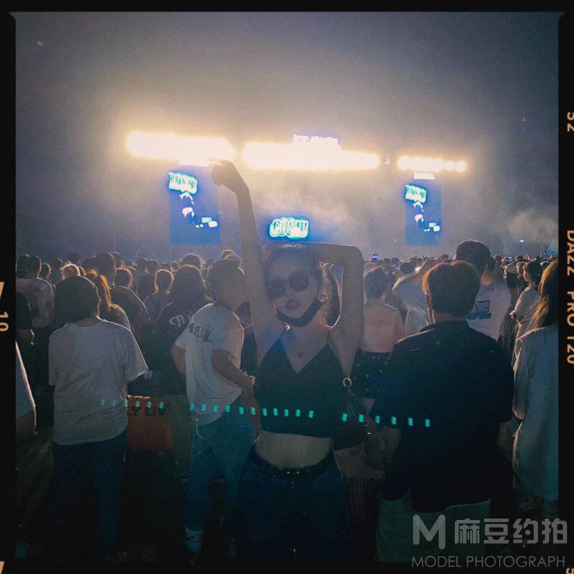 暗黑模特