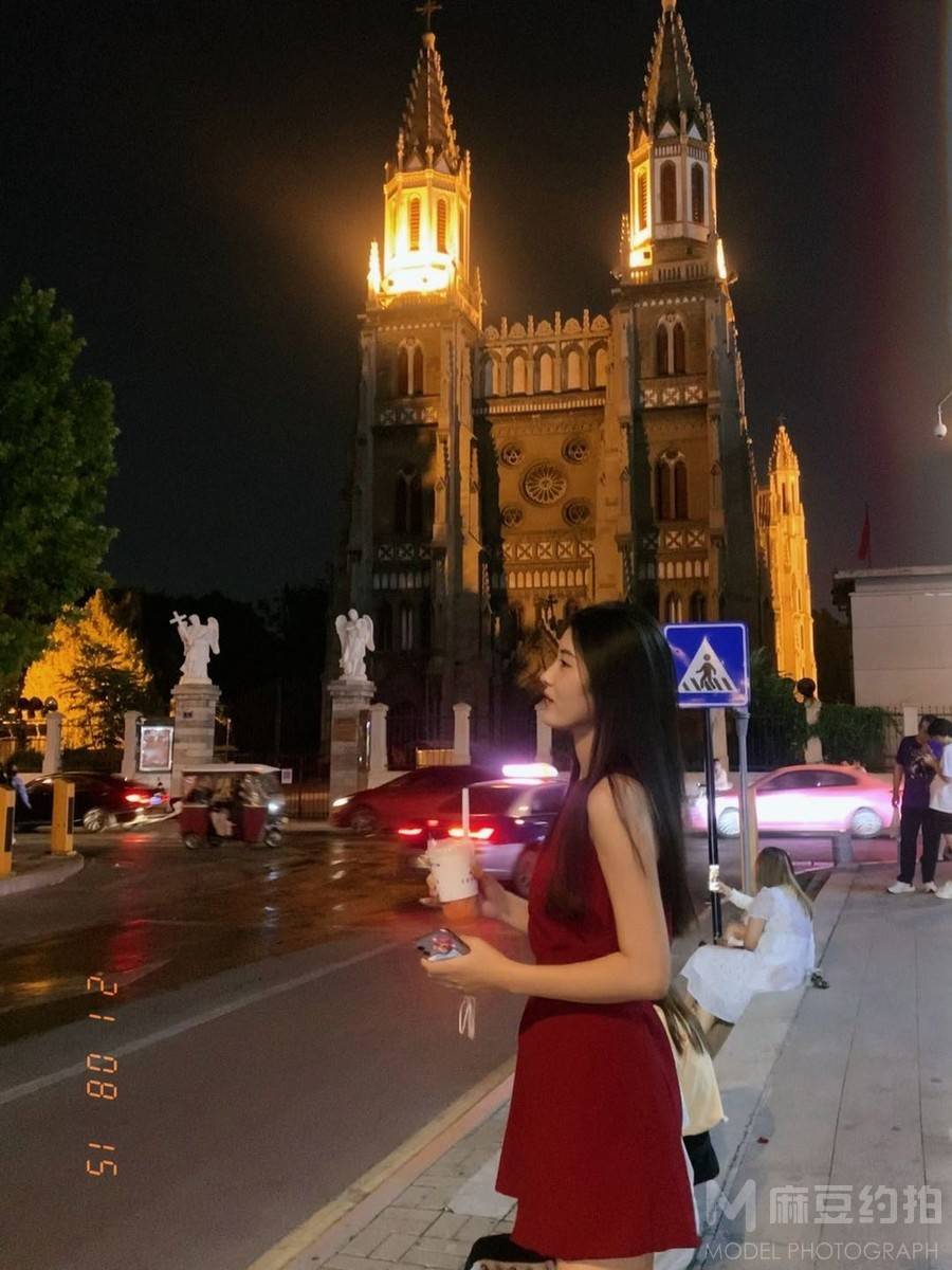 夜景模特