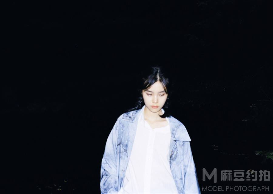 胶片模特