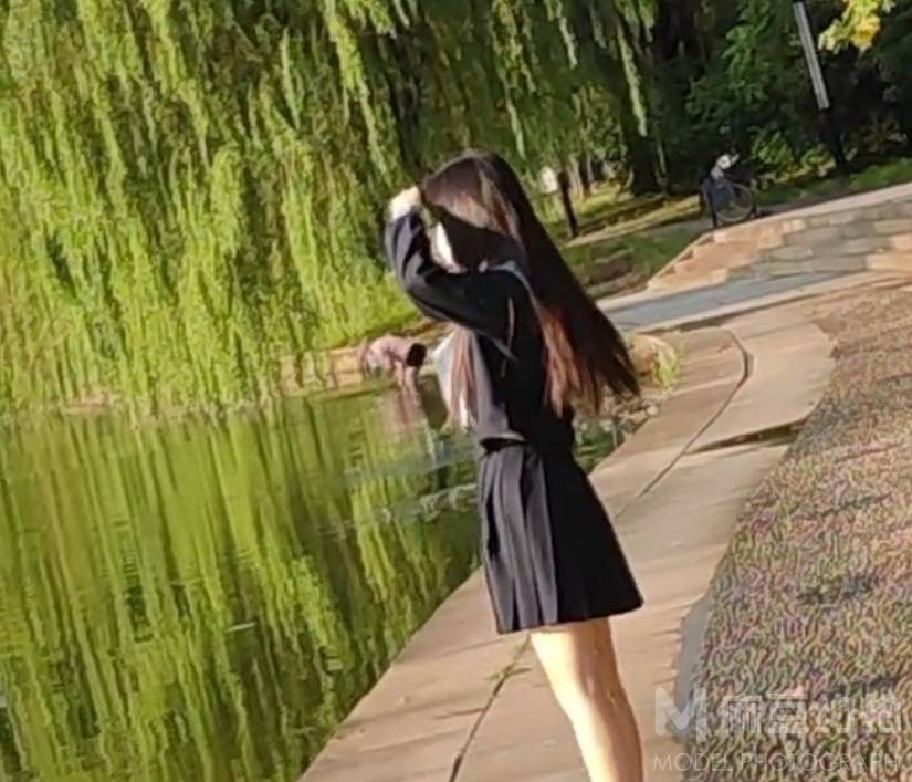 校园模特