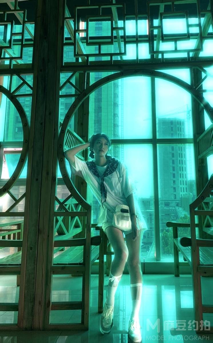 清新模特