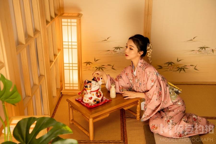 和服模特