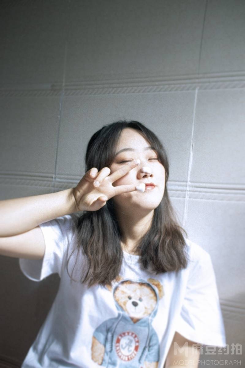 胶片模特