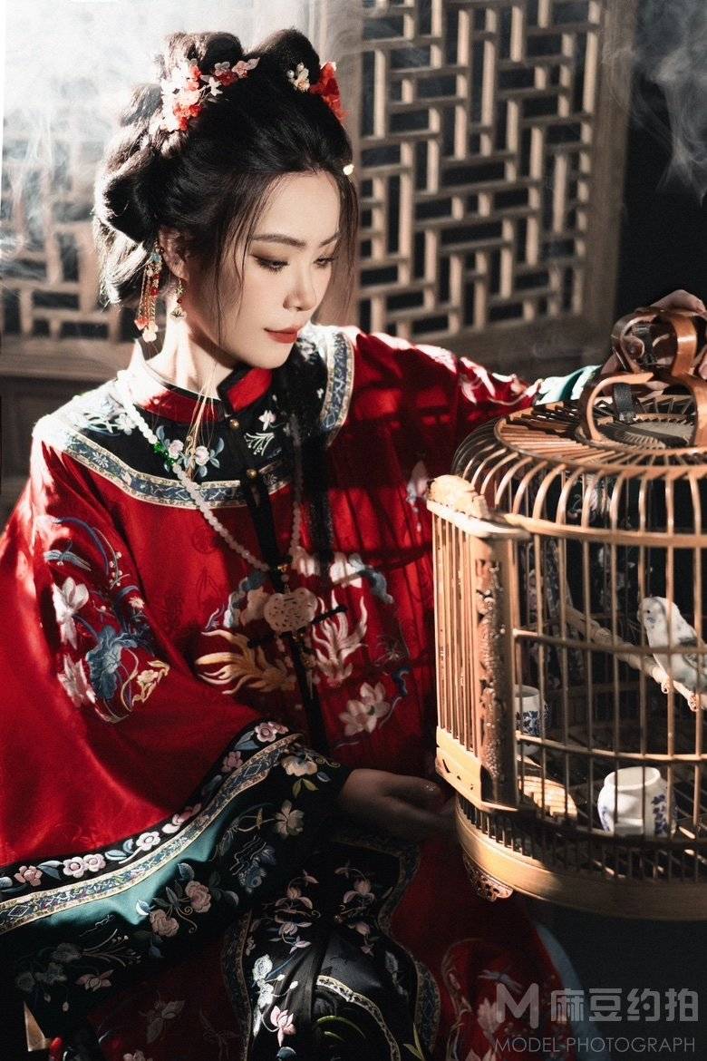 汉服模特