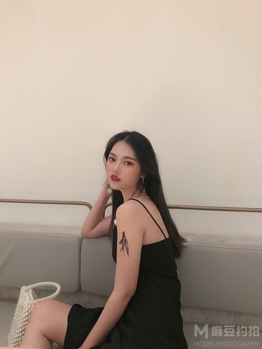胶片模特