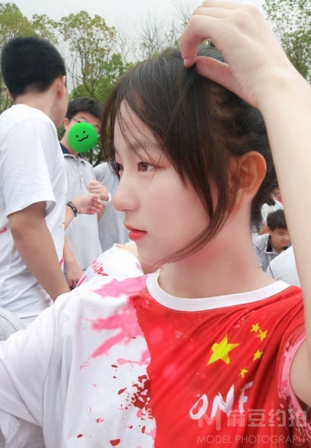校园模特