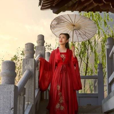 汉服模特