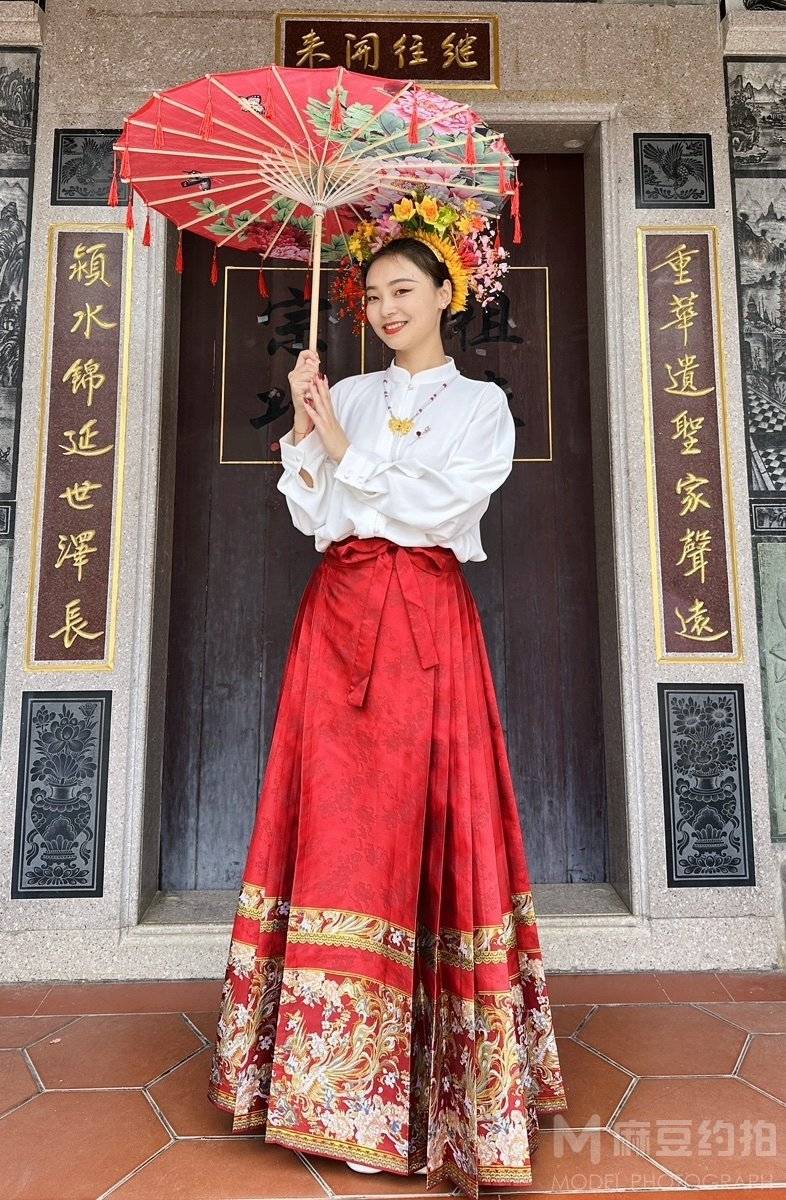 汉服模特