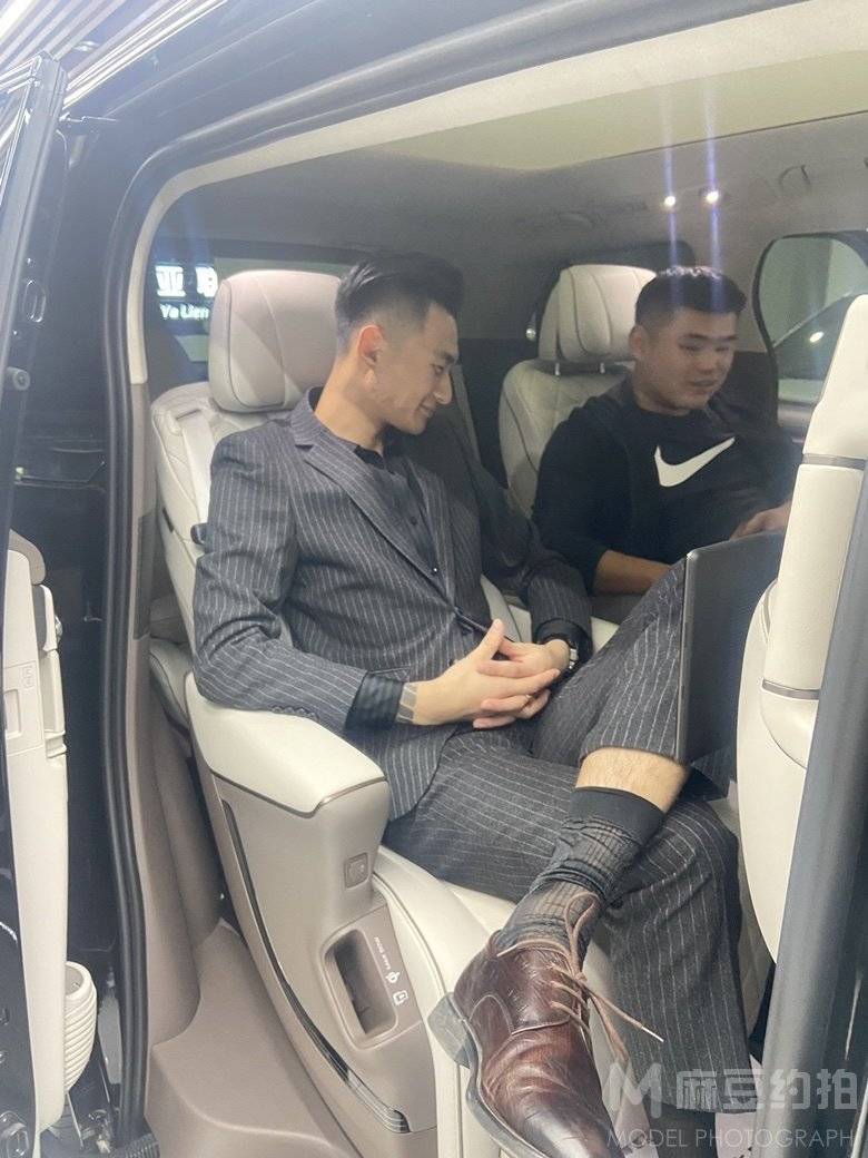 商务模特