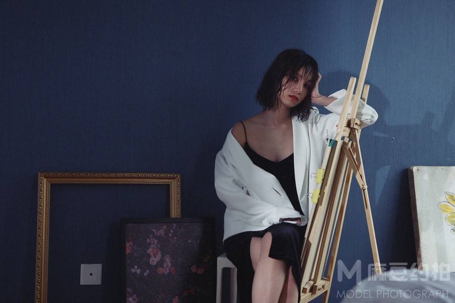 情绪模特